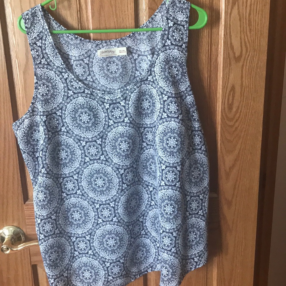 Women’s dressy tank top